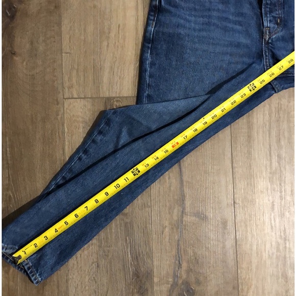 Like new! - OLD NAVY 100% Cotton High-Waist Button-Fly Slouchy Straight Jeans - Picture 11 of 11